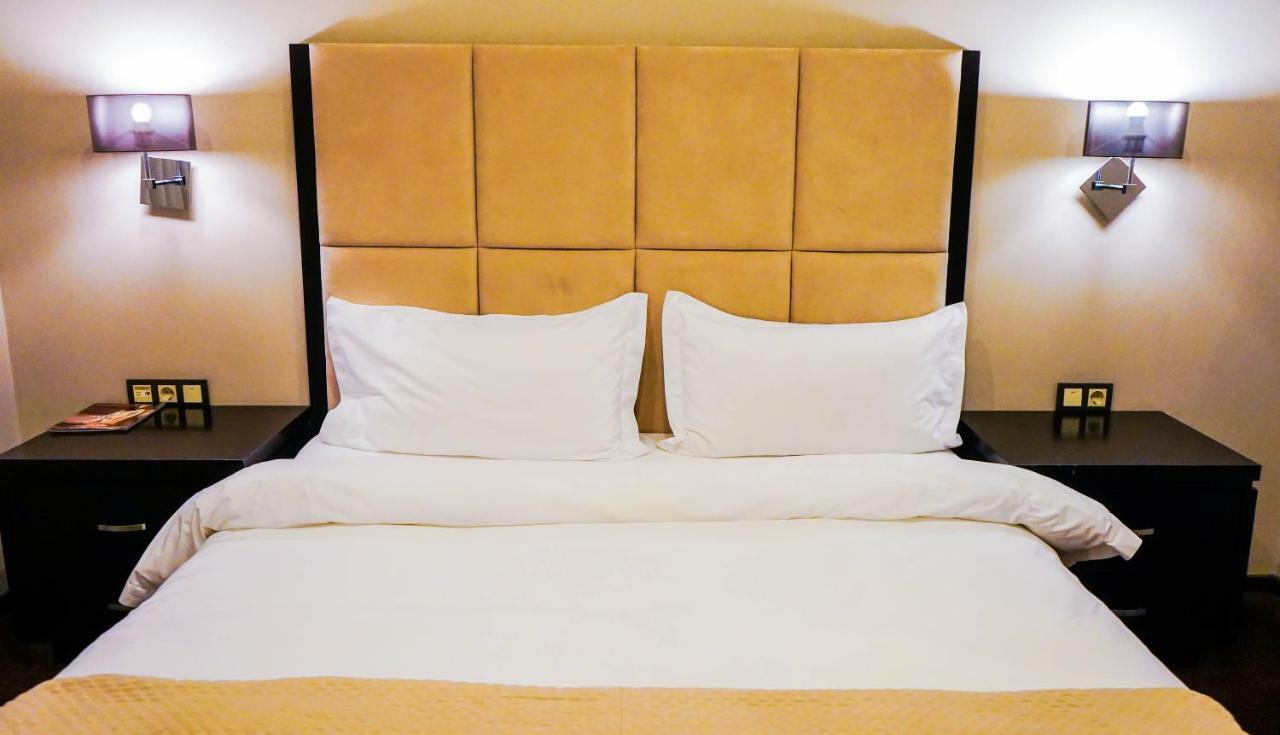 Jelsominohotel Asztana Kültér fotó