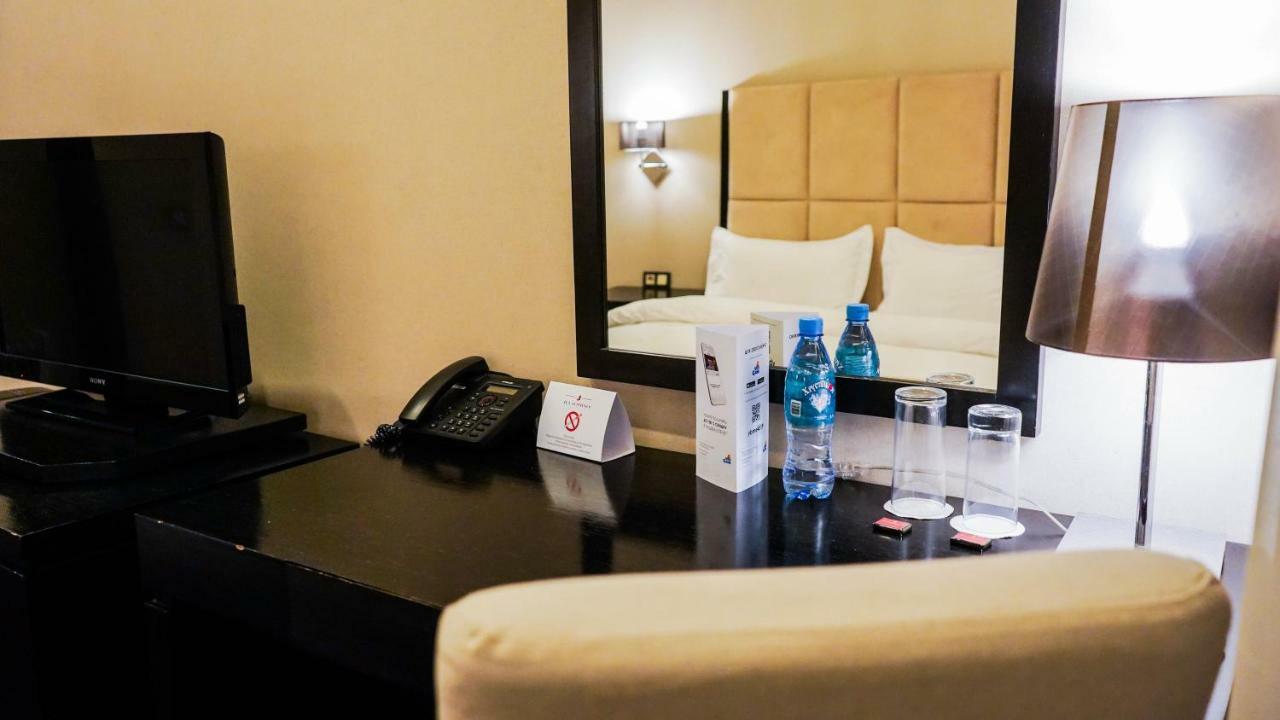 Jelsominohotel Asztana Kültér fotó
