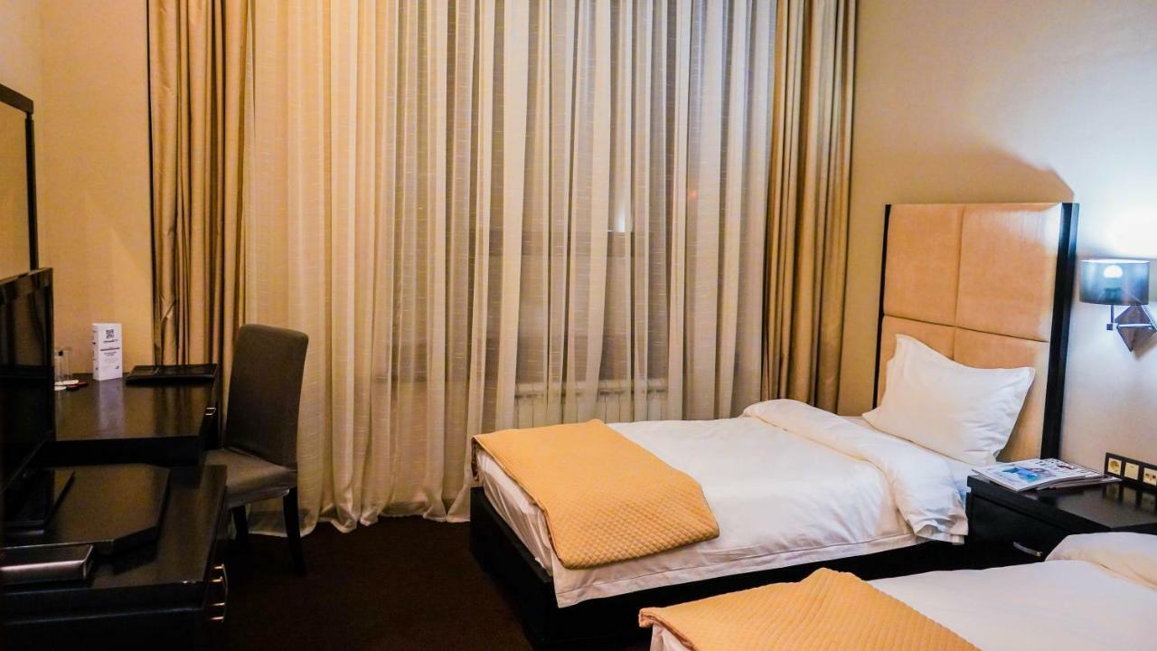 Jelsominohotel Asztana Kültér fotó