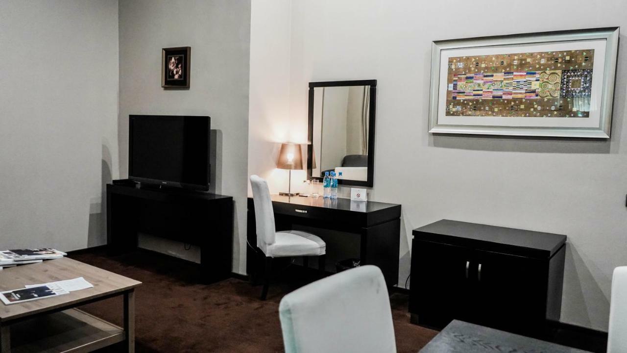 Jelsominohotel Asztana Kültér fotó